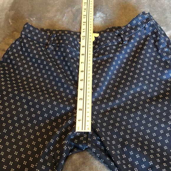 Womens size 8 H&M blue and white slacks - Picture 6 of 13
